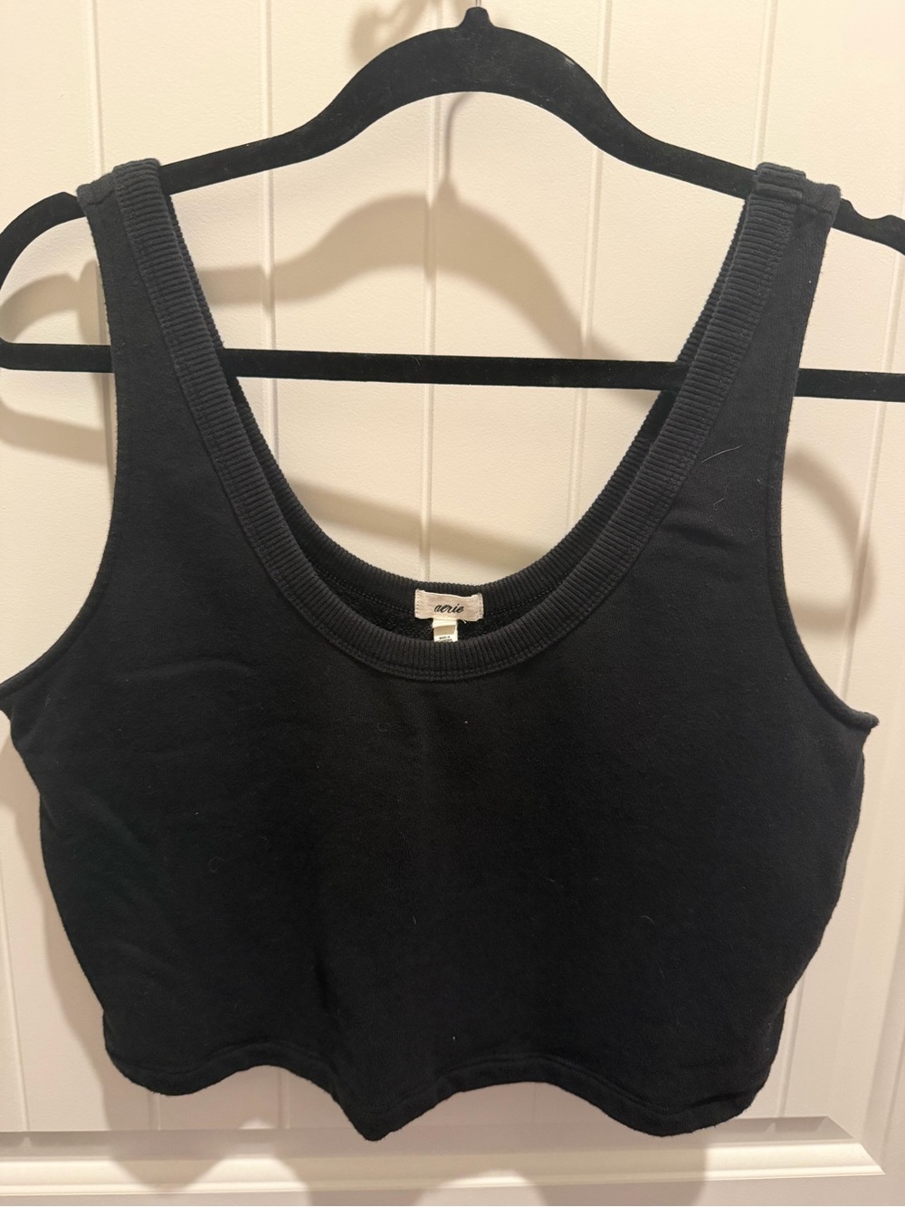 Aerie Black Ribbed Scoop Cropped Tank